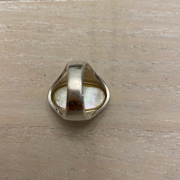 Gorgeous Vintage mother of pearl ring - Picture 4 of 13